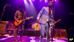 El concierto de Vintage Trouble será transmitido en el noticiero de la VOA, El Mundo al Día, este próximo 28 de noviembre a las 5:00 de la tarde, hora de Washington.