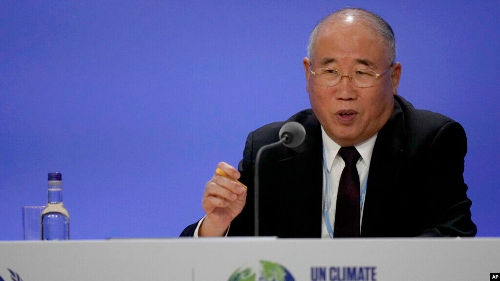 中国气候变化事务特使解振华在英国格拉斯哥市举行的COP26气候峰会上发表讲话。（2021年11月10日）(photo:VOA)