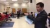 Facebook Live: ពលរដ្ឋ​​អាមេរិកាំង​នៅ​សង្កាត់ Fairfax ​នៃ​រដ្ឋ Virginiaទៅ​បោះឆ្នោត​ប្រធានាធិបតី