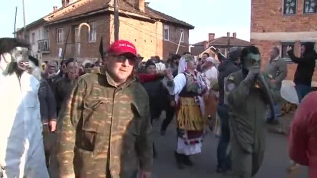 „Катица“, „Рекет“, „Заев“, „Мицковски“ дефилираа низ Вевчани