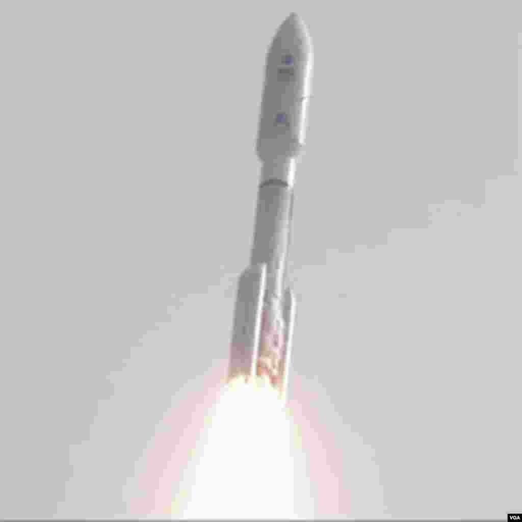 El lanzamiento del Curiosity con destino a Marte se realizó sin incidentes el pasado 26 de noviembre de 2011. El artefacto ha tardado nueve meses en llegar al planeta.
