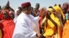 Le président nigérien Issoufou Mahamadou avec les populations de Diffa, le 9 novembre 2019. (Crédit : Présidence de la république du Niger)