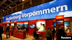 Stan dari negara bagian Mecklenburg-Vorpommern (Mecklenburg-West Pomerania), Jerman, pada acara International Tourism Trade Fair ITB di Berlin, Jerman, 7 Maret 2018. (Foto: dok).