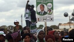 Supporters of Edgar Lungu, leader of the Patriotic Front party (PF), gather during a rally in the capital Lusaka, Zambia, Aug. 10, 2016.