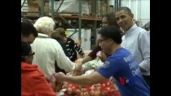 奥巴马总统到食品救助机构做义工