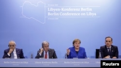 Merkel indicó que los participantes en la cumbre acordaron que no brindarán más apoyo a las partes en conflicto en Libia antes de la reunión del comité y "cesarán las operaciones mientras se mantenga el alto el fuego".