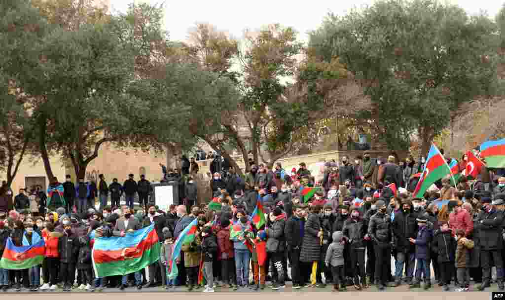 روس کی ثالثی میں آذربائیجان اور آرمینیا کے درمیان 9 نومبر کو ہونے والا امن معاہدہ چھ ہفتے کی جنگ کے بعد طے پایا۔ اس جنگ میں آذربائیجان کی فوجوں نے مقامی علیحدگی پسندوں کو شکست دی۔​ 