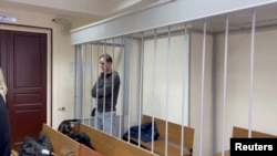 ایوان گرشکوویچ در جلسه دادگاه منطقه لفورتوو در مسکو، پایتخت روسیه - جمعه ۲۶ ژانویه ۲۰۲۴ 