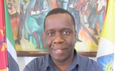 Daviz Simango pede revisão da Constituição e descentralização do poder