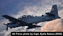 Un avion d'attaque au sol Super Tucano A-29 lors d'une opération en Afghanistan, 8 avril 2016. 