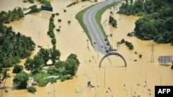 سری لنکا میں بھی سیلاب سے بڑی تباہی ہوئی