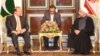 علاقائی تناظر میں وزیر اعظم کا دورہ ایران بہت اہم ہے: مبصرین