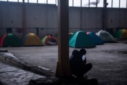 Migranti u kampu Bira u Bihaću, BiH