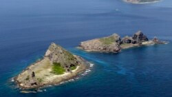 VOA连线(小玉)：中国军舰与潜艇同时现身钓鱼岛震惊日本