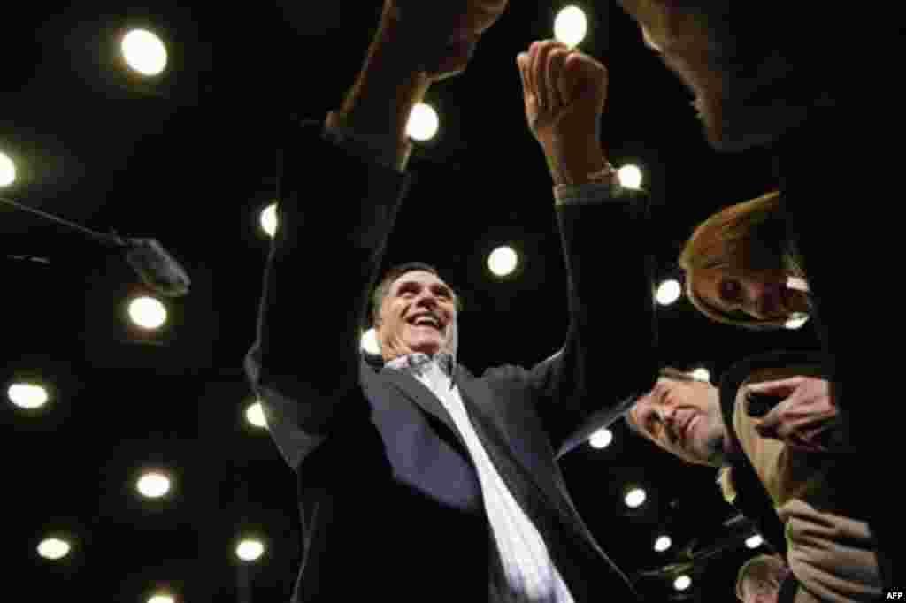 Republican presidential candidate, former Massachusetts Gov. Mitt Romney, campaigns at the University of South Carolina Aiken, in Aiken, S.C., Friday, Jan. 13, 2012. (AP Photo/Charles Dharapak)