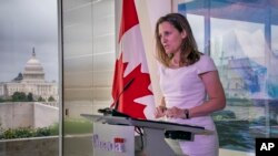 Chrystia Freeland pasará de canciller de Canadá a viceprimera ministra. También supervisará las relaciones con EE.UU.
