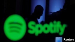 Spotify señaló que también está trabajando en una nueva característica para ayudar a que los músicos reciban dinero directamente de sus admiradores, ya sea para sí mismos o para otros artistas.