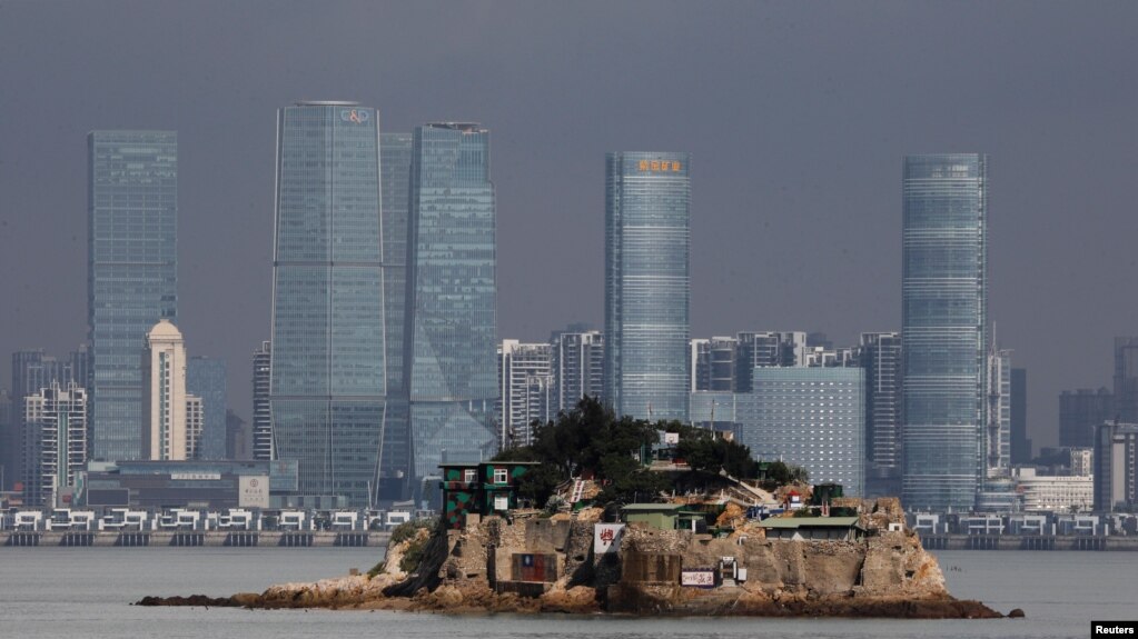 台湾的金门狮屿与中国大陆的厦门只有几公里之遥（路透社资料照）(photo:VOA)