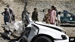 အာဖဂန်နစ္စတန်နိုင်ငံအတွင်း ကားဗုံးပေါက်ကွဲမှုများ အသေခံဗုံးဖောက်ခွဲမှုများ ဆက်တိုက်ဖြစ်ပွါးခဲ့ပါတယ်။ 