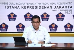 Jubir Satgas Penanganan Covid-19 Prof Wiku Adisasmito di Istana Kepresidenan , Jakarta, Kamis, 17 Desember 2020, menegaskan pemerintah tidak akan tergesa-gesa melakukan program vaksinasi massal Covid-19 (Biro Setpres).