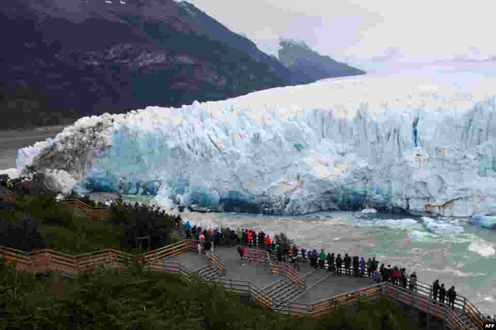 Argentinada Perito Moreno buzlağı