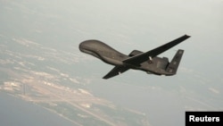 Foto de un drone RQ-4 Global Hawk proporcionada por la fuerza naval de Estados Unidos, similar al que fue atacado por un avión de la Fuerza Aérea iraní.