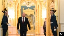 Ruski predsednik Vladimir Putin pred obraćanje naciji u Kremlju, 12. decembra 2012. 
