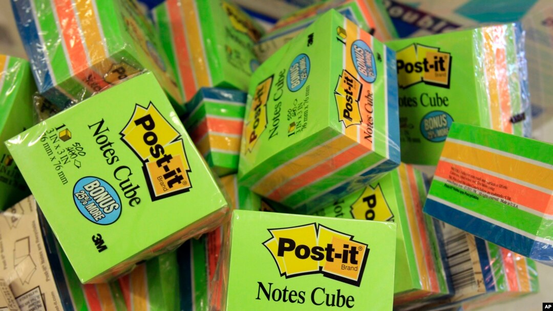 Archivo - Notas adhesivas 'Post-It', uno de los productos más reconocidos de 3M.