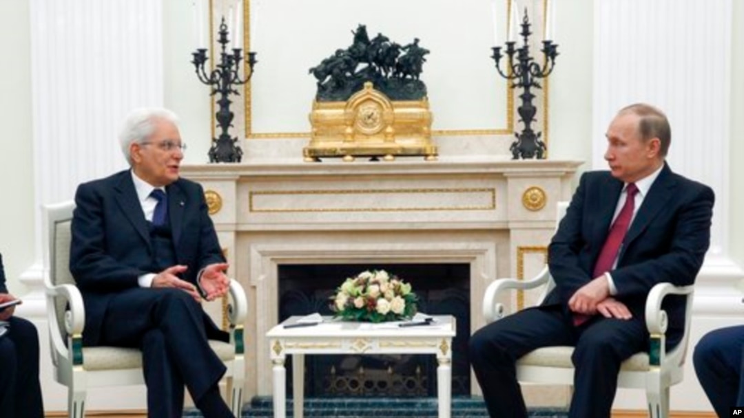 Perezida Sergio Mattarella w'Ubutaliyani na Vladimir Putin w'Uburusiya