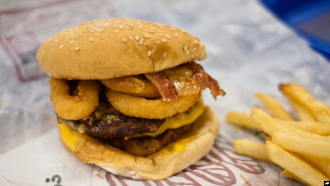 Looks tasty, tempting and fattening. These two items probably exceed an average-sized American’s ideal caloric intake for the whole day.