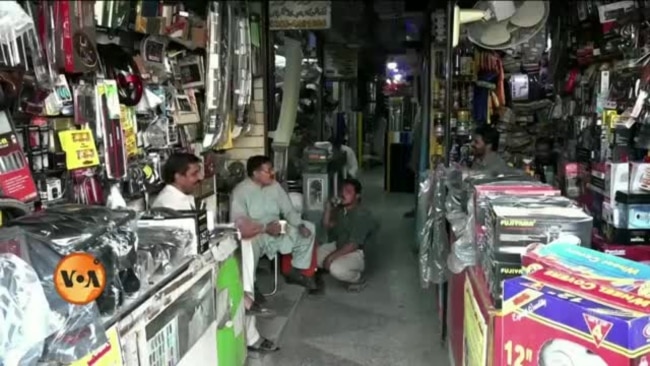 کرونا بحران: کاروبار تو کھل گیا لیکن مشکلات برقرار کرونا بحران: کاروبار تو کھل گیا لیکن مشکلات برقرار