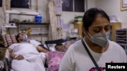Zaraženi koronavirusom u bolnici u New Delhiju. (Foto: Reuters/Danish Siddiqui)