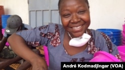 Nétoua Ernestine le Néribar présidente de l'association Femme Aussi, au Tchad, le 2 avril 2020. (VOA/André Kodmadjingar).