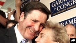 John Garamendi hugs his wife, Patti (file photo)