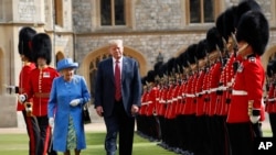 Президент Трамп і королева Єлизавета Друга у Віндзорському замку 13 липня 2018 р.