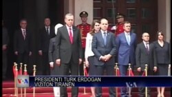 Erdogan viziton Tiranën