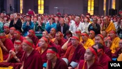 Dalai Lama Mongolian Teaching (photo: dalailama.com)