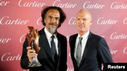 El director de 'Birdman' Alejandro Gonzalez Inarritu, izquierda también fue nominado a Mejor Director consiguiendo la película un total de nueve nominaciones.