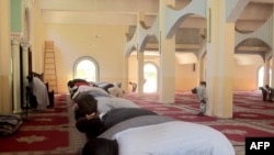 FILE - Cameroonian Muslim worshippers pray at the Great Mosque in Maroua's Dougoi district, northern Cameroon.