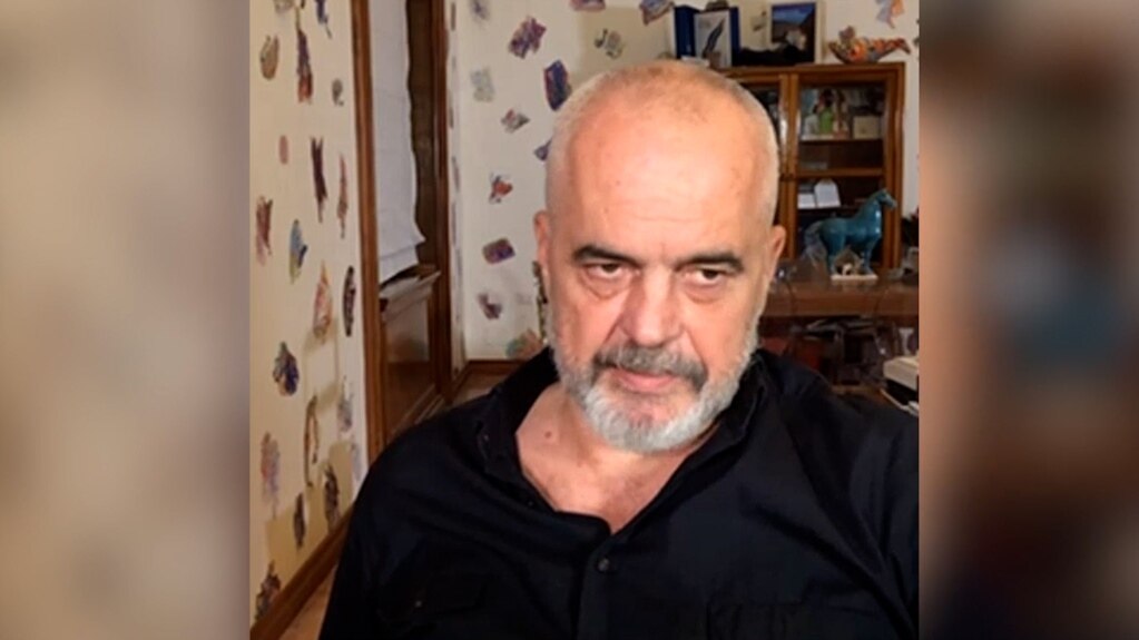 Rama: Refugjatët afganë mund të qëndrojnë në Shqipëri sa të duan