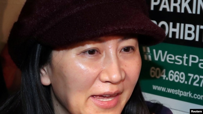 华为首席财务官孟晚舟抵达设在温哥华的加拿大不列颠哥伦比亚省最高法院。（2019年3月6日）