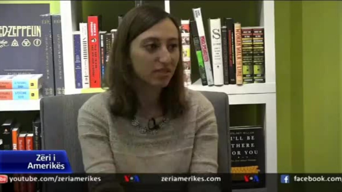 Billedresultat for Xhensila Velencia, njÃ« shqiptaro-amerikane nÃ« biznesin e kartolinave