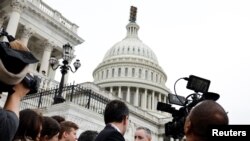 Gedung Capitol usai pemungutan suara menjelang penutupan pemerintahan di Washington. (Foto: Reuters)