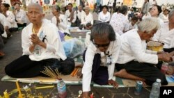 Cambodia Prepares for Cremation of Former King 