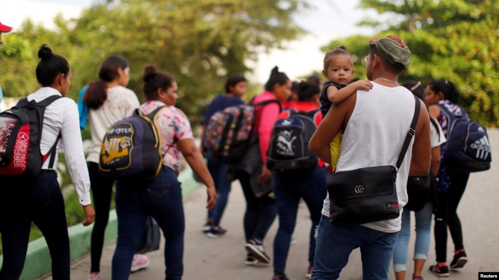 El gobierno mexicano ha acordado considerar cambiar sus leyes de migraciÃ³n despuÃ©s de 45 dÃ­as si no puede detener el flujo de viajeros indocumentados.