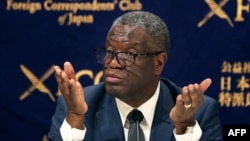 Dr. Denis Mukwege, prix Nobel ya kimya na 2018 mpo na kobongisa basi babebisa na makasi, awa na Tokyo, Japon, 3 octobre 2019.