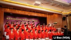 中国金牌运动员访港