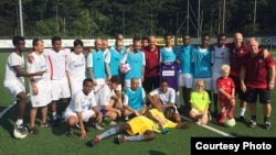 An undated photo shows young migrants and refugees training with the Austria Vienna Soccer Club (Courtesy - FK Austria Wien) 