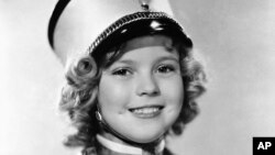 Shirley Temple en la película "Poor Little Rich Girl", a la edad de ocho años.