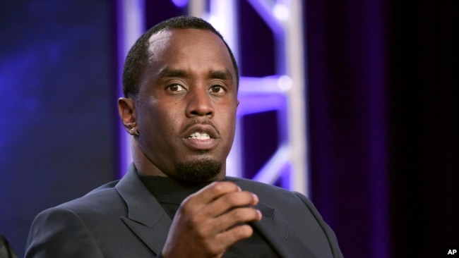 ARCHIVO - Sean 'Diddy' Combs participa en el panel "The Four" durante la gira de prensa de invierno de la Asociación de Críticos de Televisión FOX en Pasadena, California, el 4 de enero de 2018.